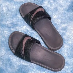 Nike Benassi Solarsoft Slides